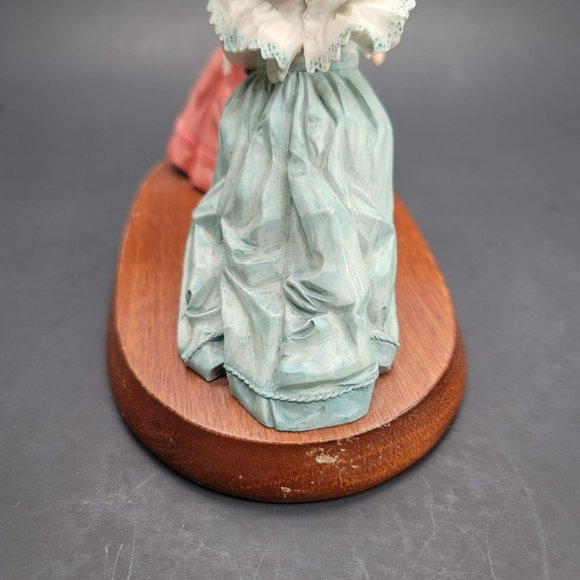 Maud Humphrey A Pleasure to Meet You Two Girls Limited Edition Figurine PD012 - Picture 4 of 7